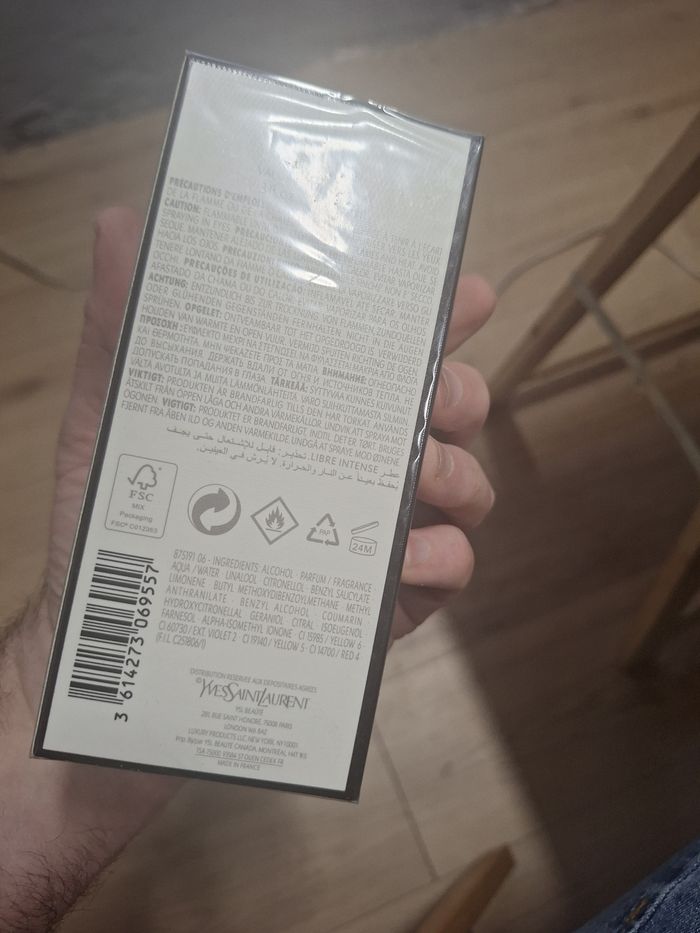 Parfum Libre de Yves Saint Laurent - photo numéro 4