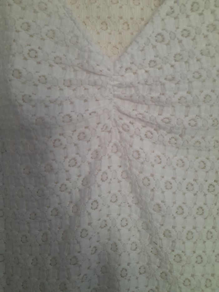 T-shirt/haut blanc en maille, marque Liberto, taille M/L - photo numéro 2