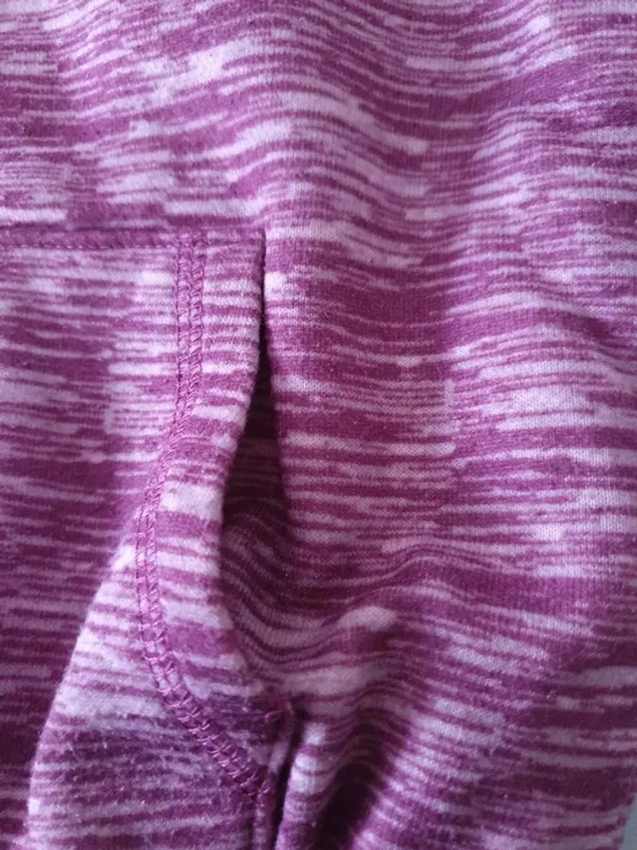 Veste chaude à capuche 110 / 116. - photo numéro 3