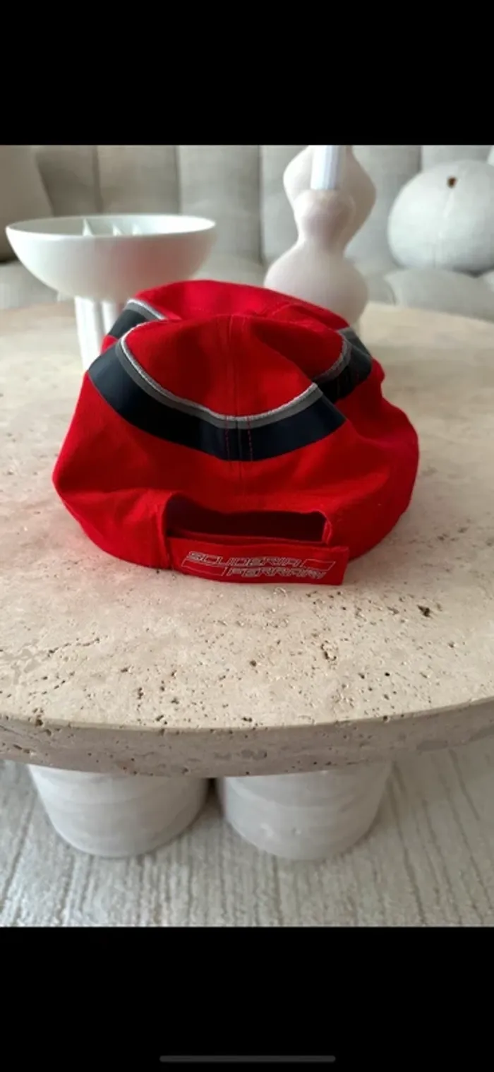 Casquette Ferrari - photo numéro 2