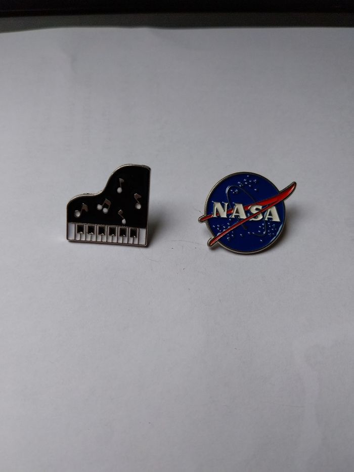 Pins piano ou nasa