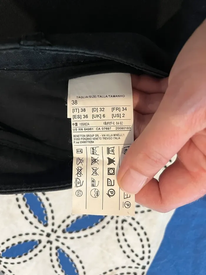 Pantalon noir - photo numéro 4