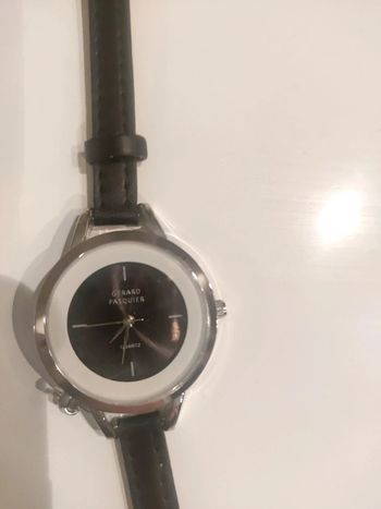 Montre fine noir Gerard Pasquier quartz