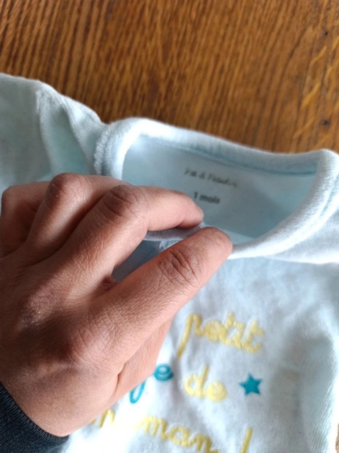 Pyjama 1 mois - photo numéro 3