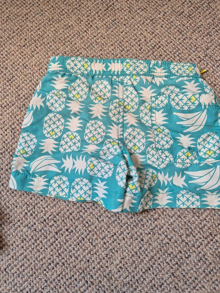 Joli short de bain hema 98 cm 3 ans - photo numéro 3