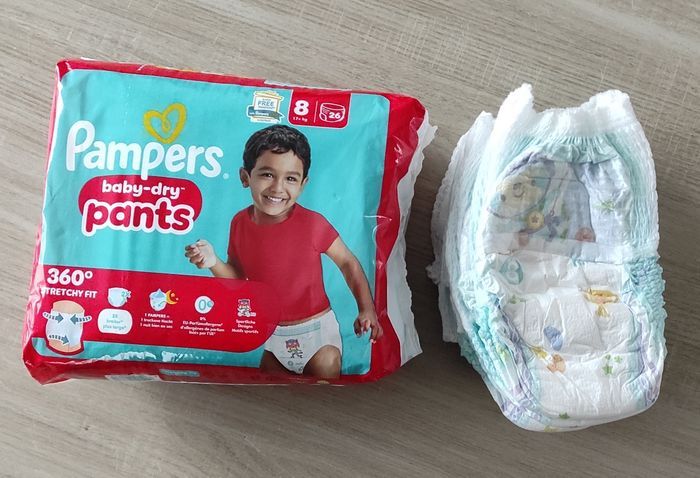 Couches culottes Pampers