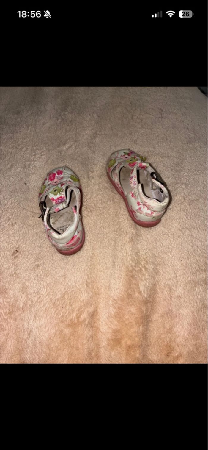 Chaussure - photo numéro 3