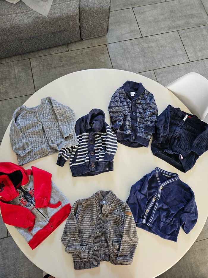 Lot vêtements 6 mois - photo numéro 8
