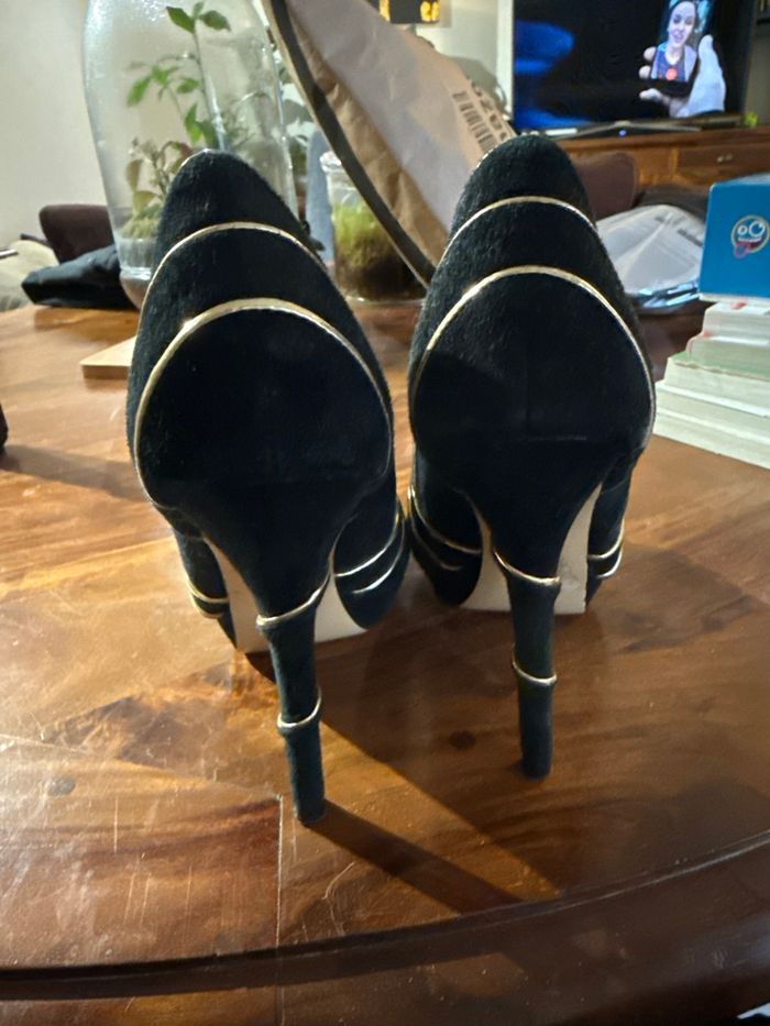 Escarpins - photo numéro 3