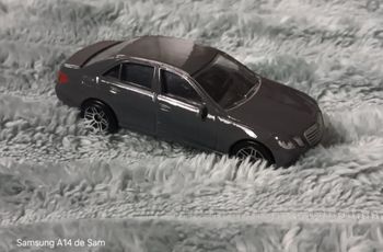 Mercedes benz e class realtoy