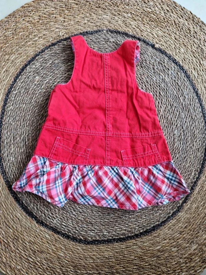 Jolie robe rouge taille 18 mois - photo numéro 2