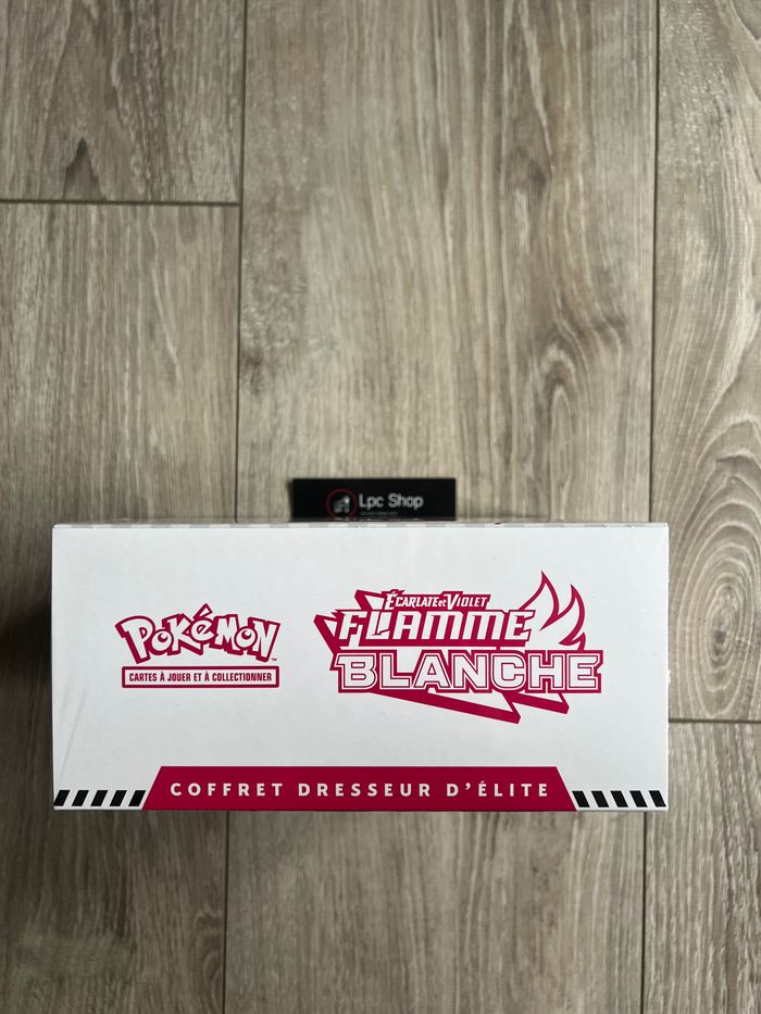 POKÉMON - COFFRET DRESSEUR FLAMME BLANCHE - ETB EV 10.5 - FR NEUF & SCÉLLÉ - photo numéro 3