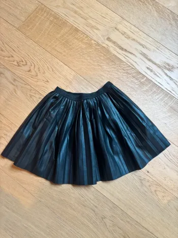 Jupe simple plissée J&M 110/116 - Portée 1 fois