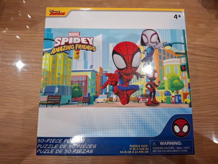 Puzzle 50 pièces "Spidey et ses amis"