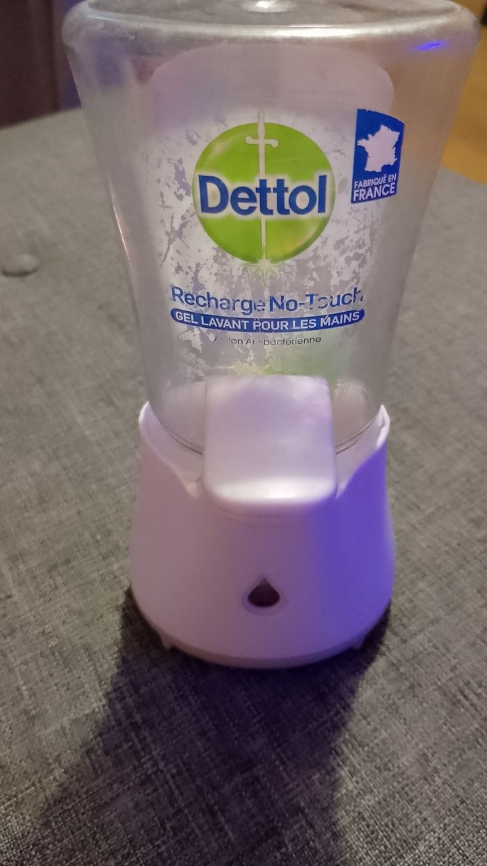 Dettol avec sa recharge - photo numéro 2