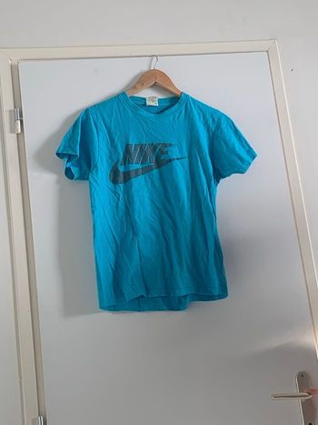t-shirt nike