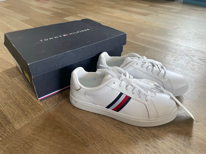 Basket neuve tommy Hilfiger 37 - photo numéro 6