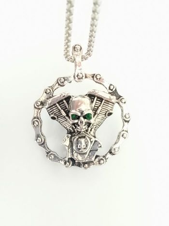 Chaîne + pendentif skull