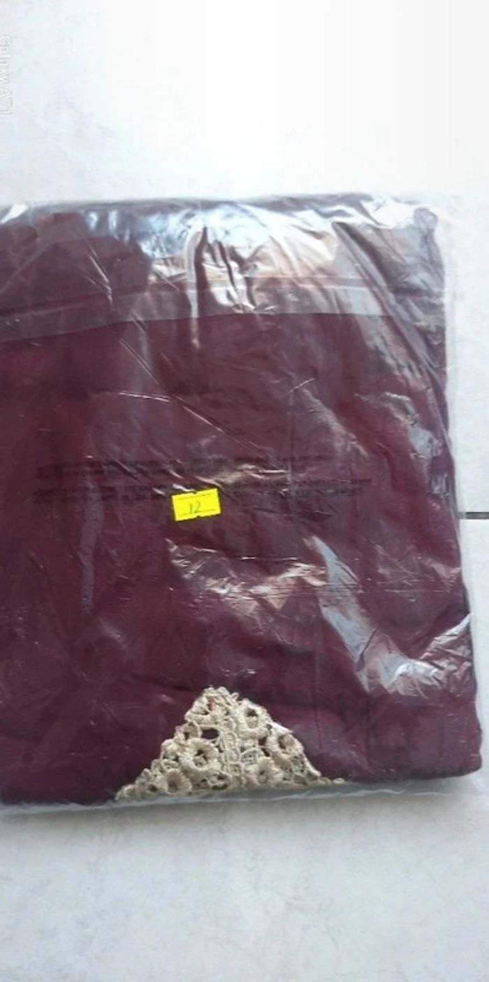 Robe de prière fille bordeaux Neuve - photo numéro 3
