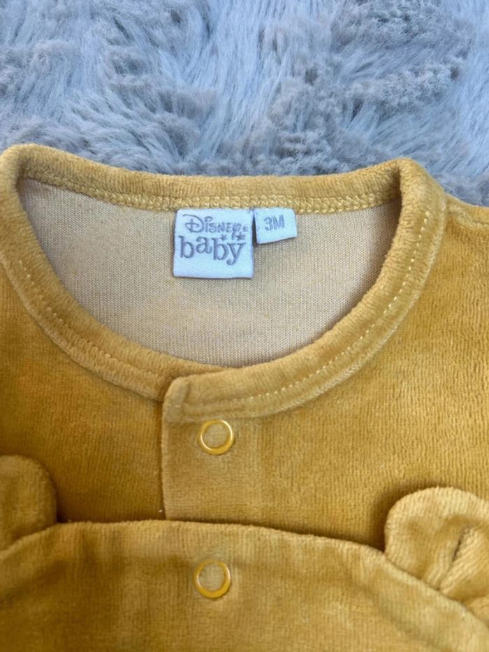 Pyjama velours Winnie l ourson Disney taille 3 mois - photo numéro 2