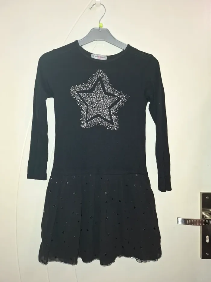 Robe noire étoile argente 8/10 ans