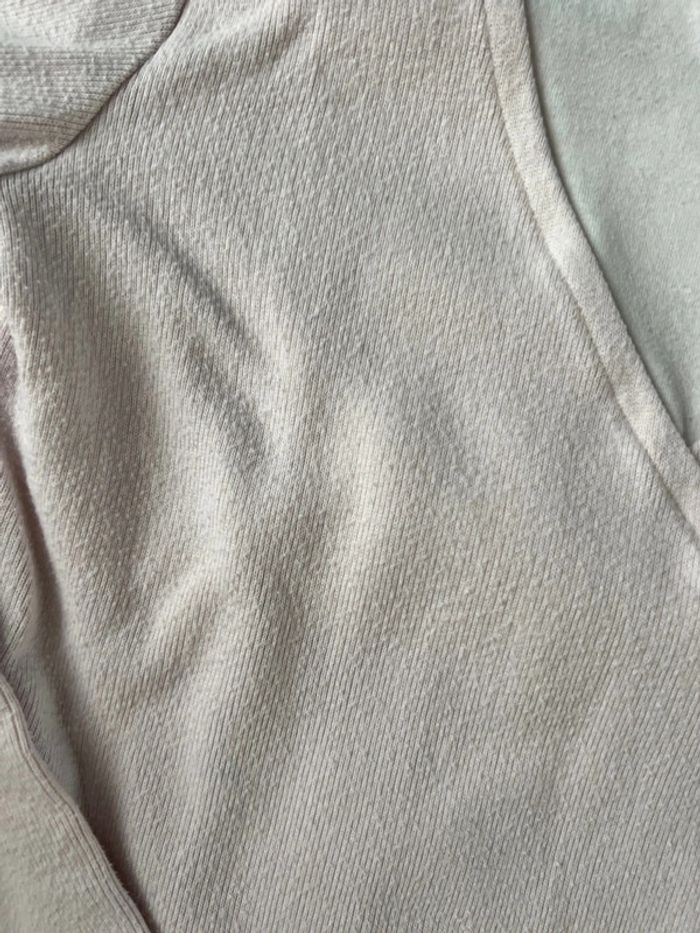 Pull léger rose taille 10 ans - photo numéro 2