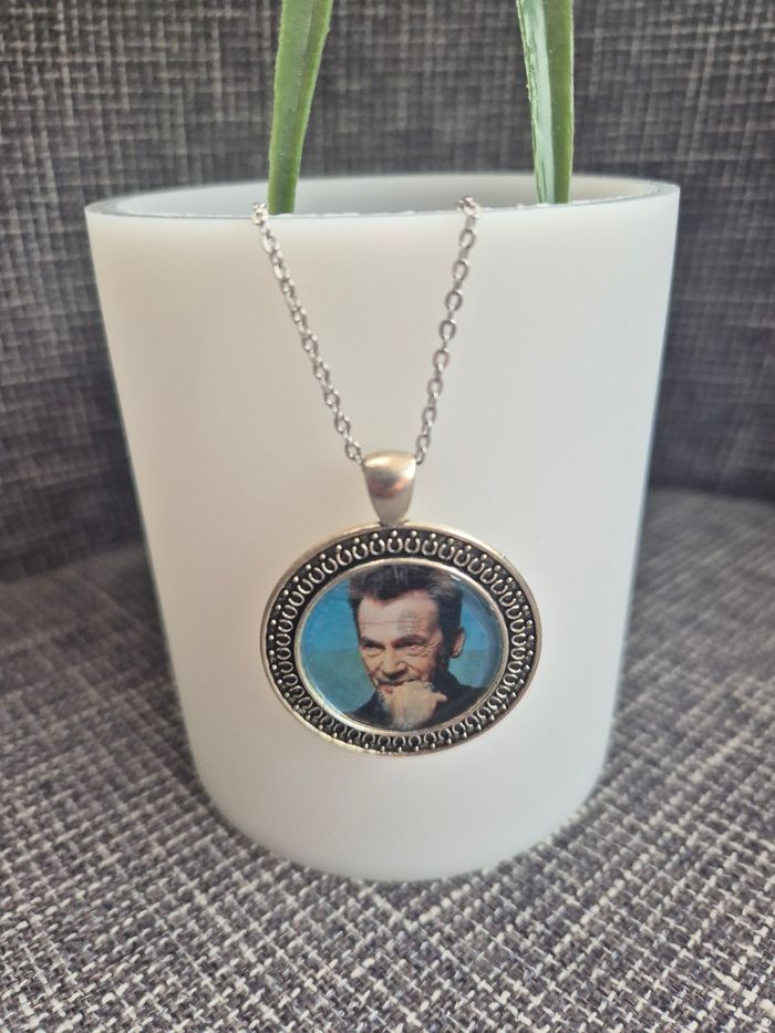 Collier médaillon "Florent Pagny" - photo numéro 1