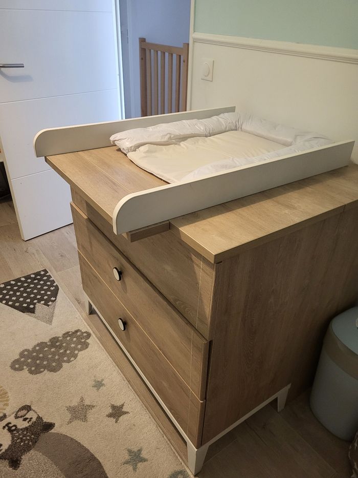 Lit berceau et commode - photo numéro 8