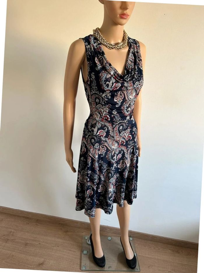 Robe imprimée sans manches Jacqueline Riu taille 38 jamais portée - photo numéro 4