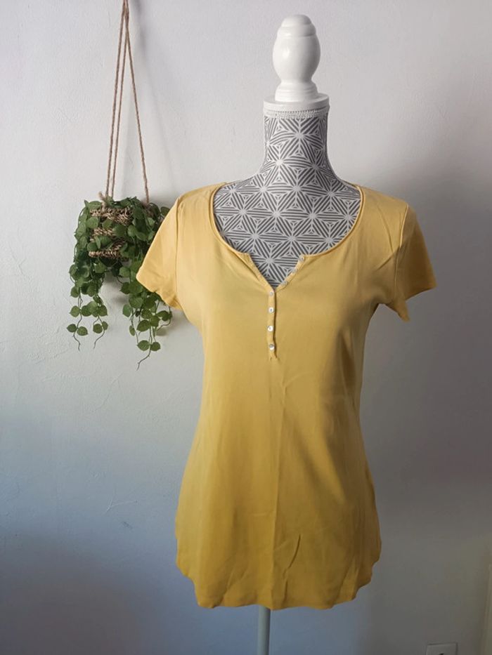 🌸 Tee shirt Jaune Camaïeu taille XL