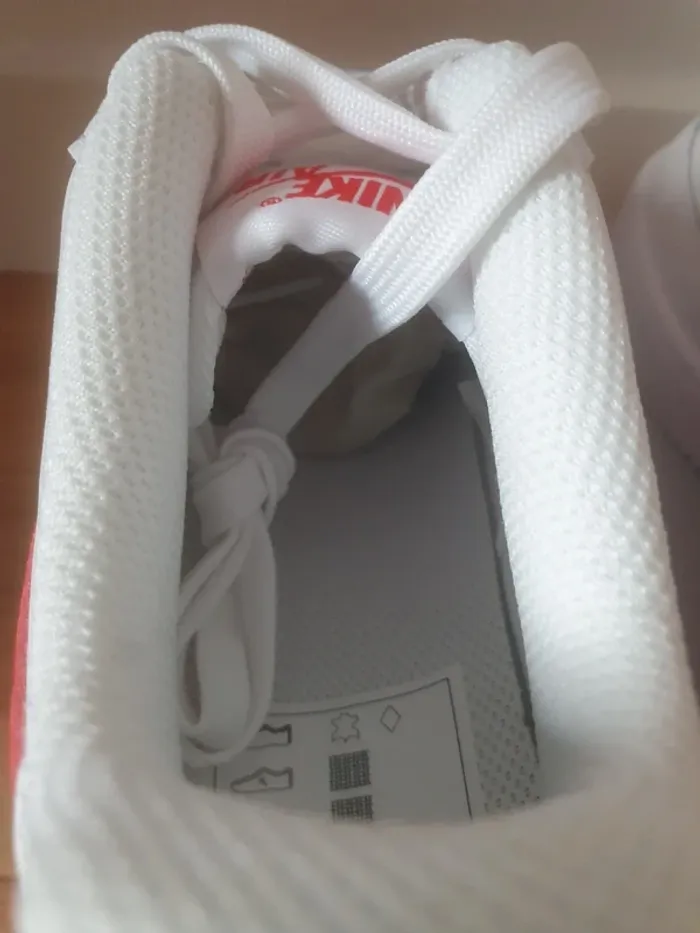 Nike Air Force 1 "White/Red" (36) - photo numéro 5