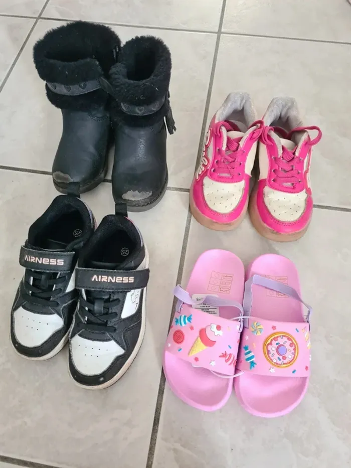 Lot chaussures fille taille 25