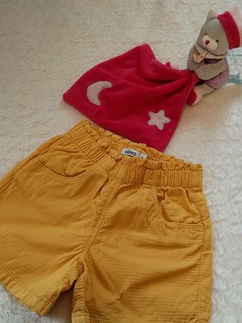 Short moutarde 4ans (petit)