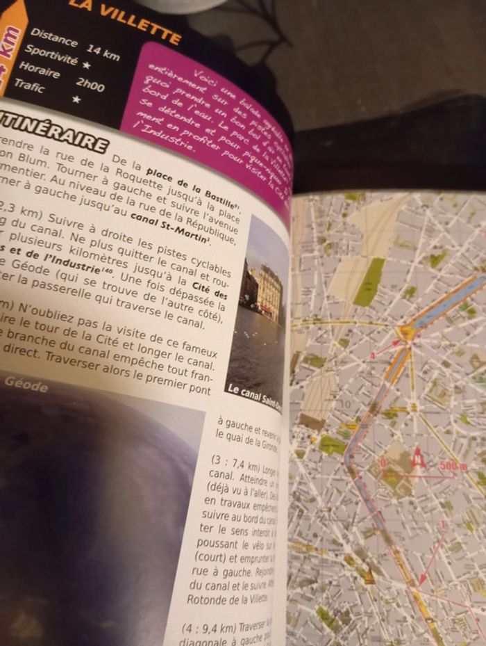 Livre Paris à vélo comme Neuf - photo numéro 3