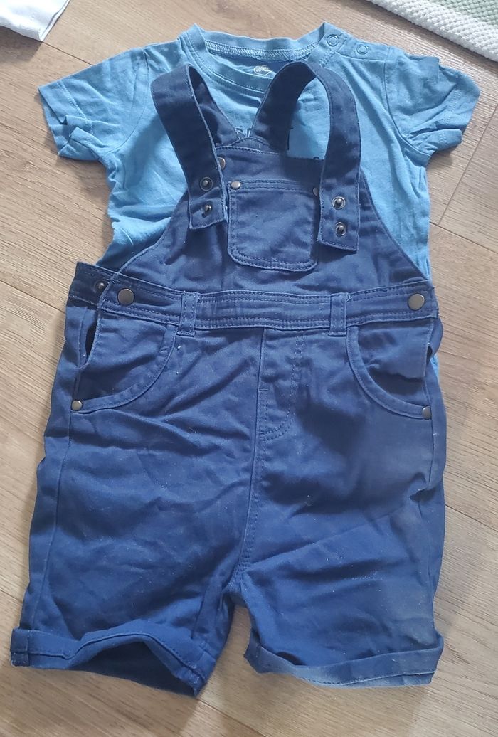 Lot vêtements 18 mois - photo numéro 5