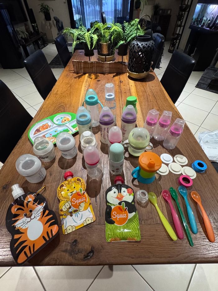 Lot Biberons et autres - photo numéro 3