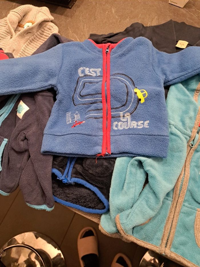 Lot 8 gilets - photo numéro 4