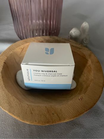 Masque argile et charbon