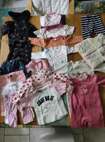 Lot bébé fille 6 mois