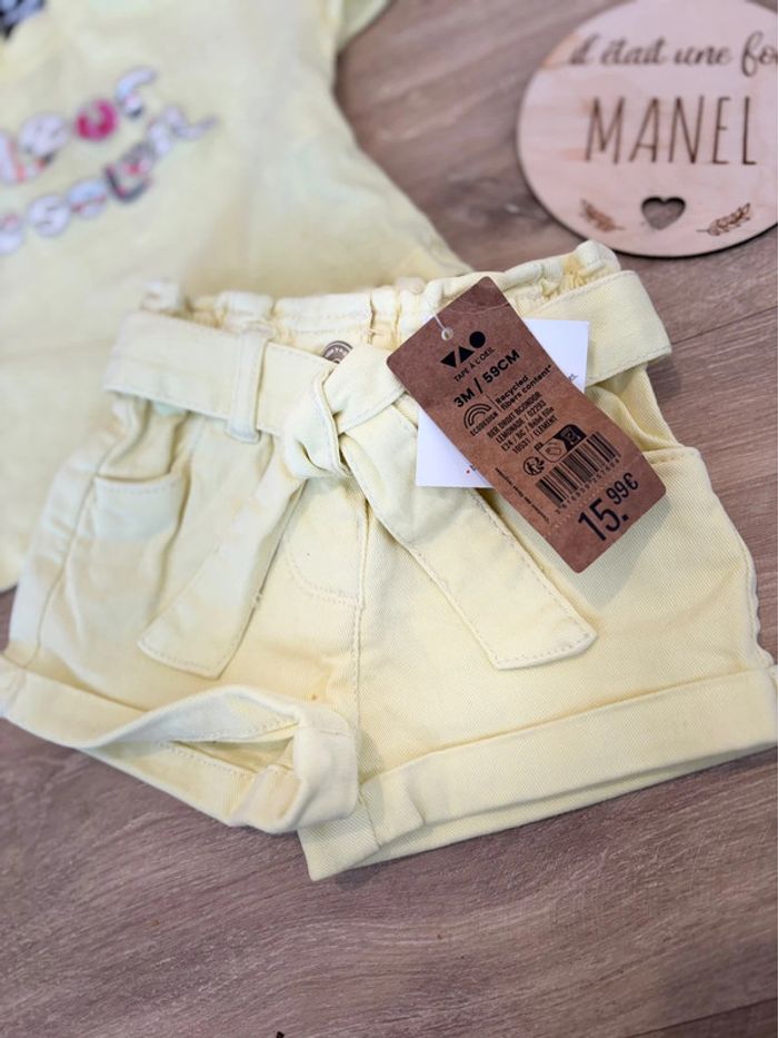 Ensemble short neuf + tee shirt porter - photo numéro 2