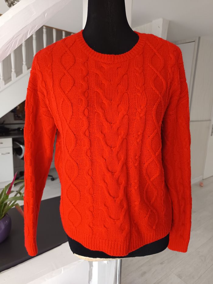 Pull rouge - photo numéro 2