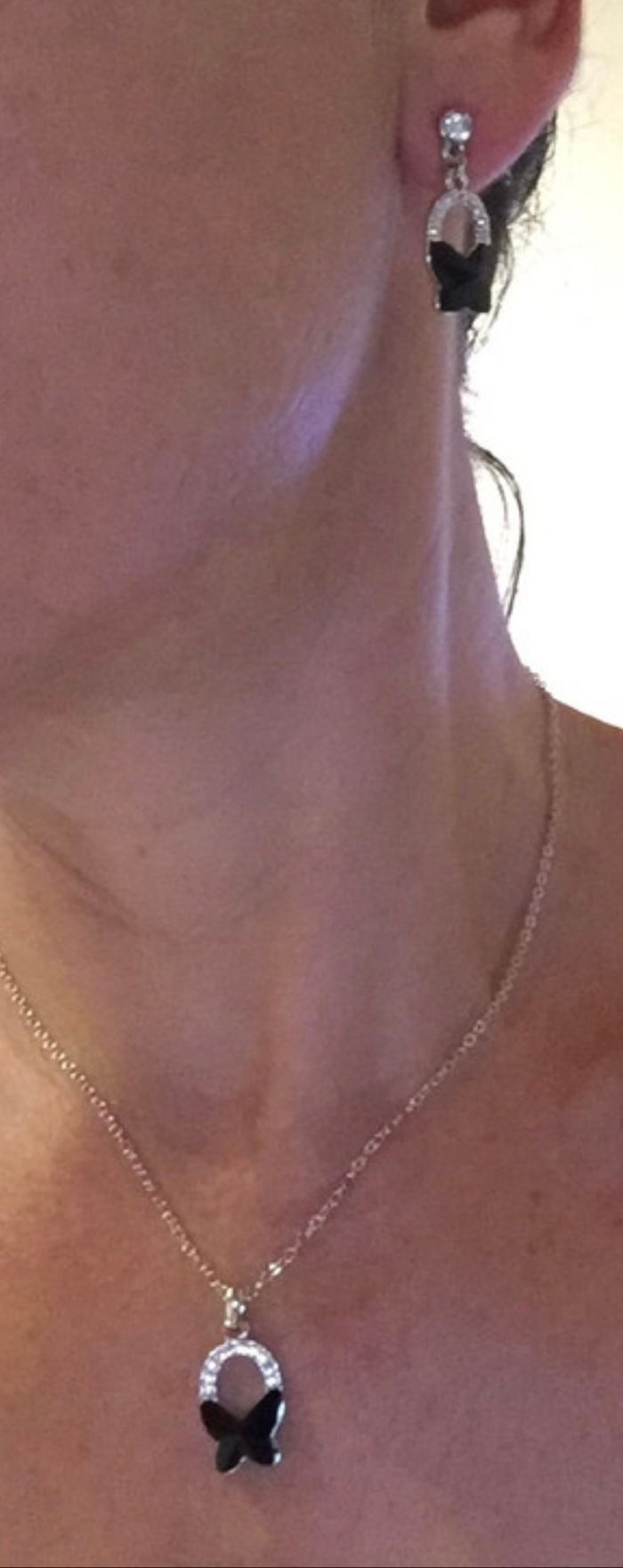 Ensembles Parure Papillon Posé Ornés D’un Cristal Noire et Cristaux Transparent Plaque Or Blanc Rhodium poinçon - photo numéro 5