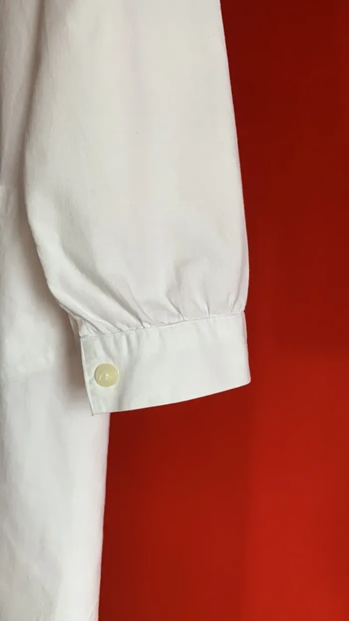 Blouse blanche spéciale femme - photo numéro 5