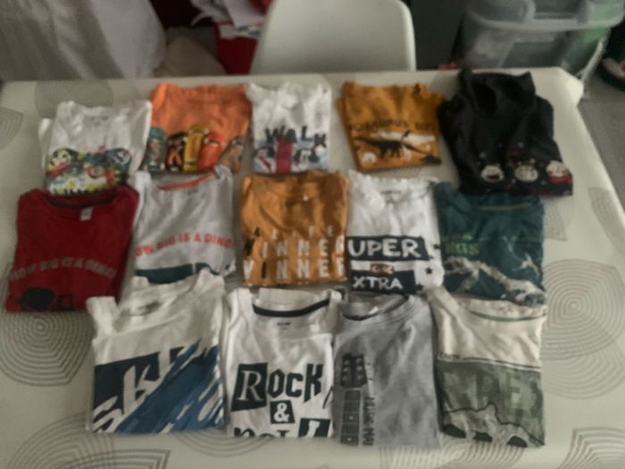 Lot de vêtements 6 ans