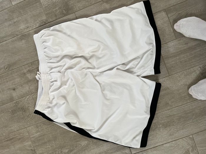 Short typé basket - photo numéro 2