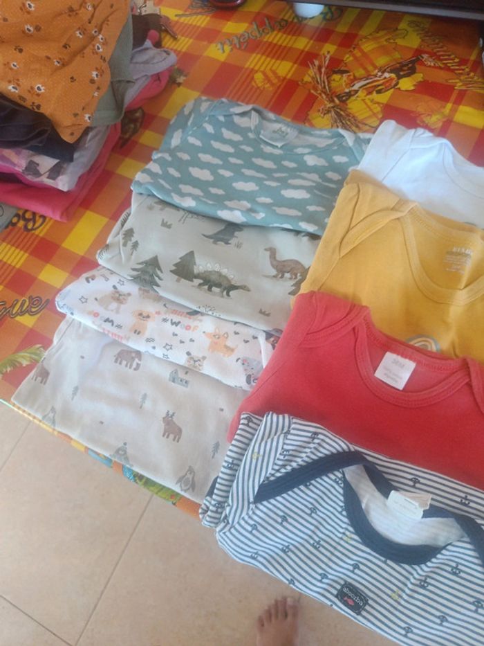 Lot de 8 body en tres bon etat multimarque - photo numéro 3