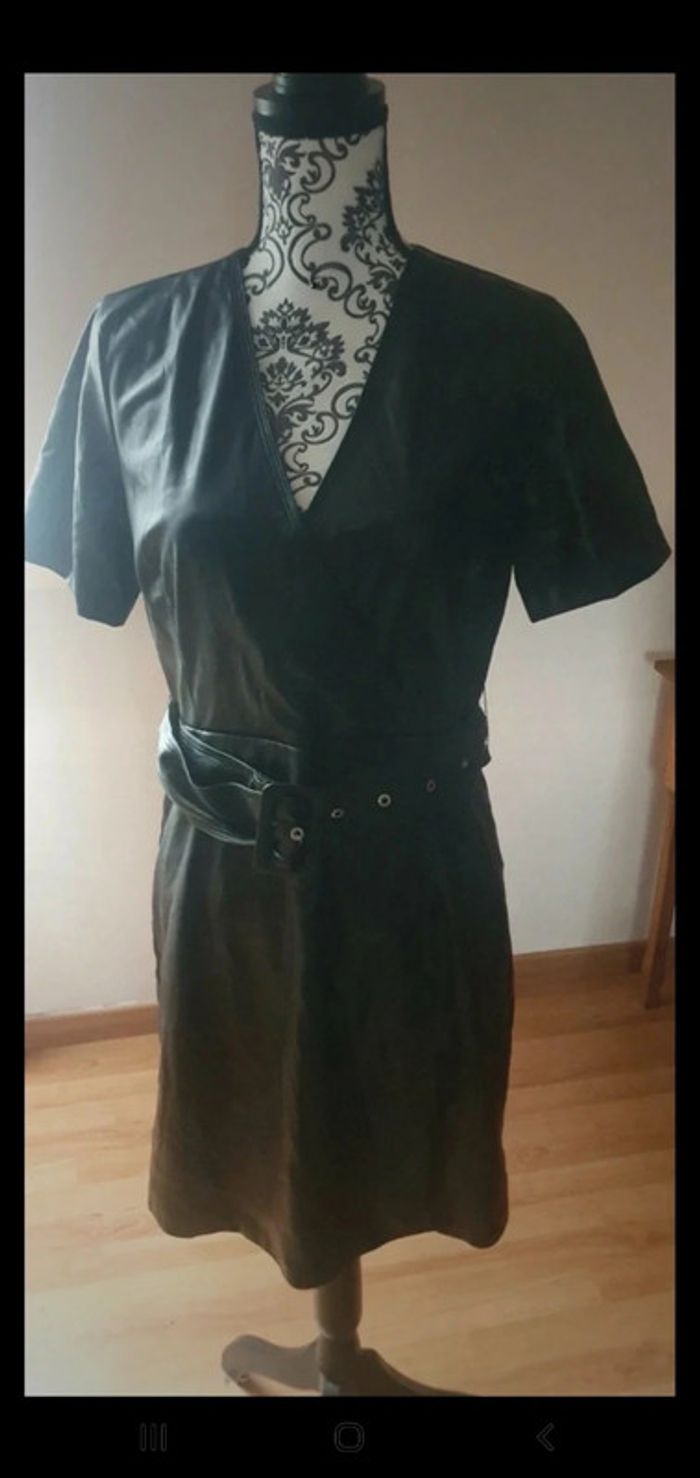 Robe aspect simili cuir