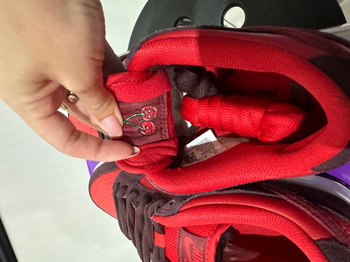 Nike SB Dunk Low Cherry - photo numéro 6