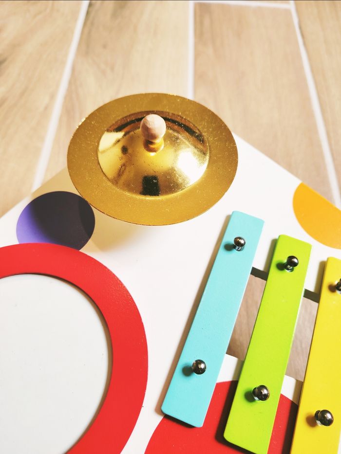 🎶Table/plateau d'éveil musicale multi activités en bois marque Janod - photo numéro 2