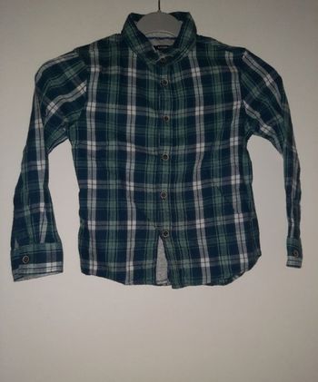 Chemise kiabi taille 8 ans